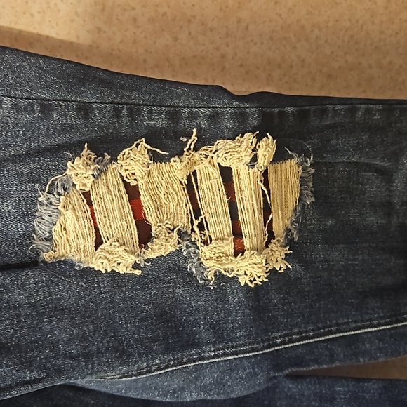 Judy Blue boyfriend fit buffalo plaid jeans 16W - Picture 2 of 4